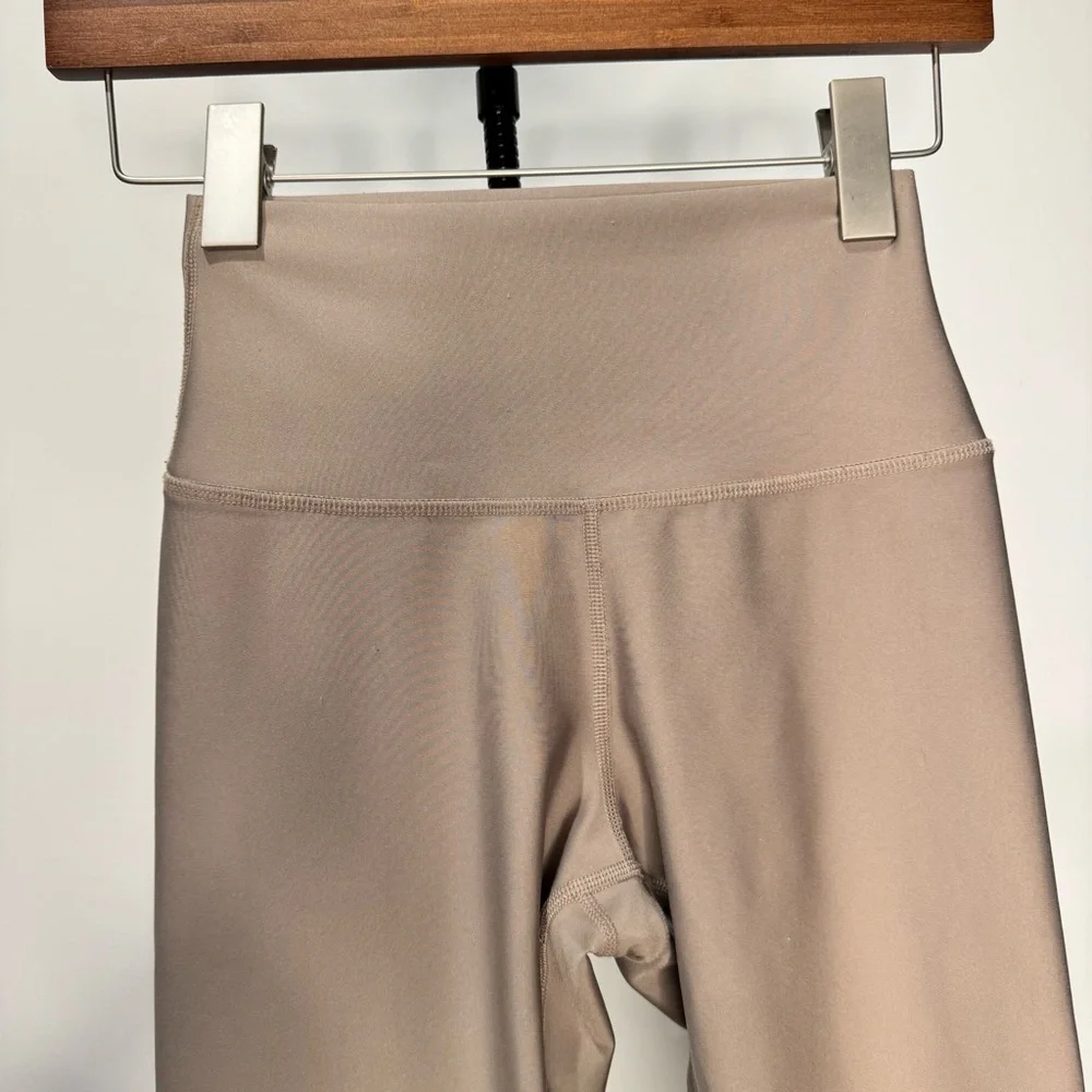 ALO Yoga Women's High-Waist Airlift Legging Gravel Neutral Tan Taupe Size Small - Picture 10 of 11